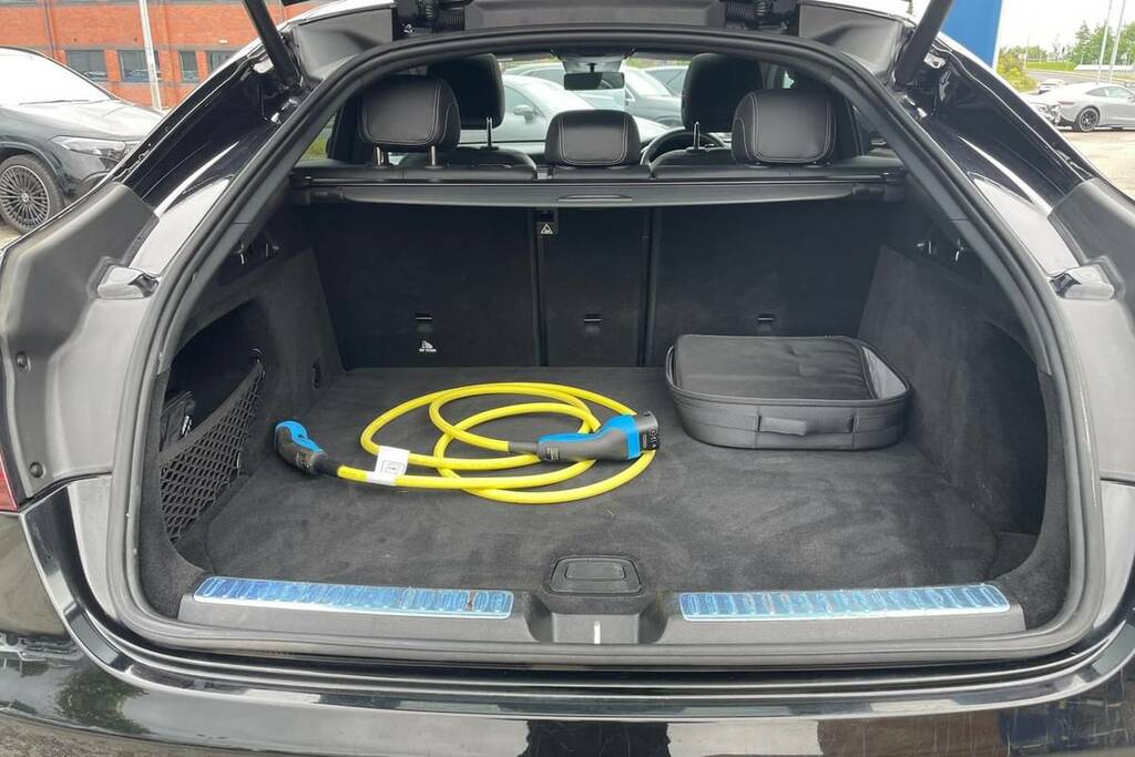 Mercedes-Benz GLC Class Glc 300De 4Matic Amg Line Premium Plus 9Gtron Black #2