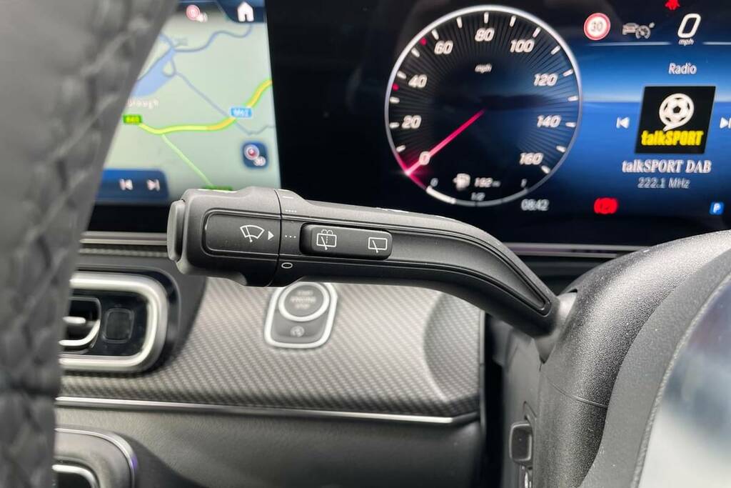 Mercedes-Benz V Class V220 D Premium 9G-tronic Extra Long 2026 Black #21