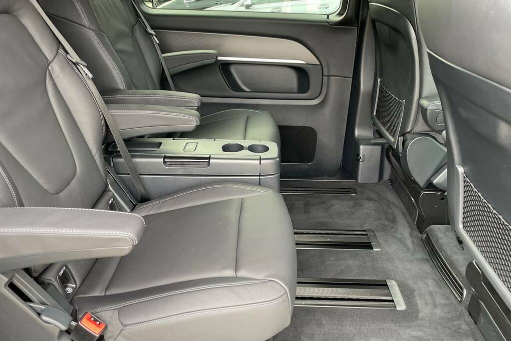 Mercedes-Benz V Class V220 D Premium 9G-tronic Extra Long 2026 Black #8
