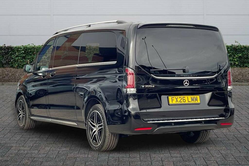 Mercedes-Benz V Class V220 D Premium 9G-tronic Extra Long 2026 Black #12