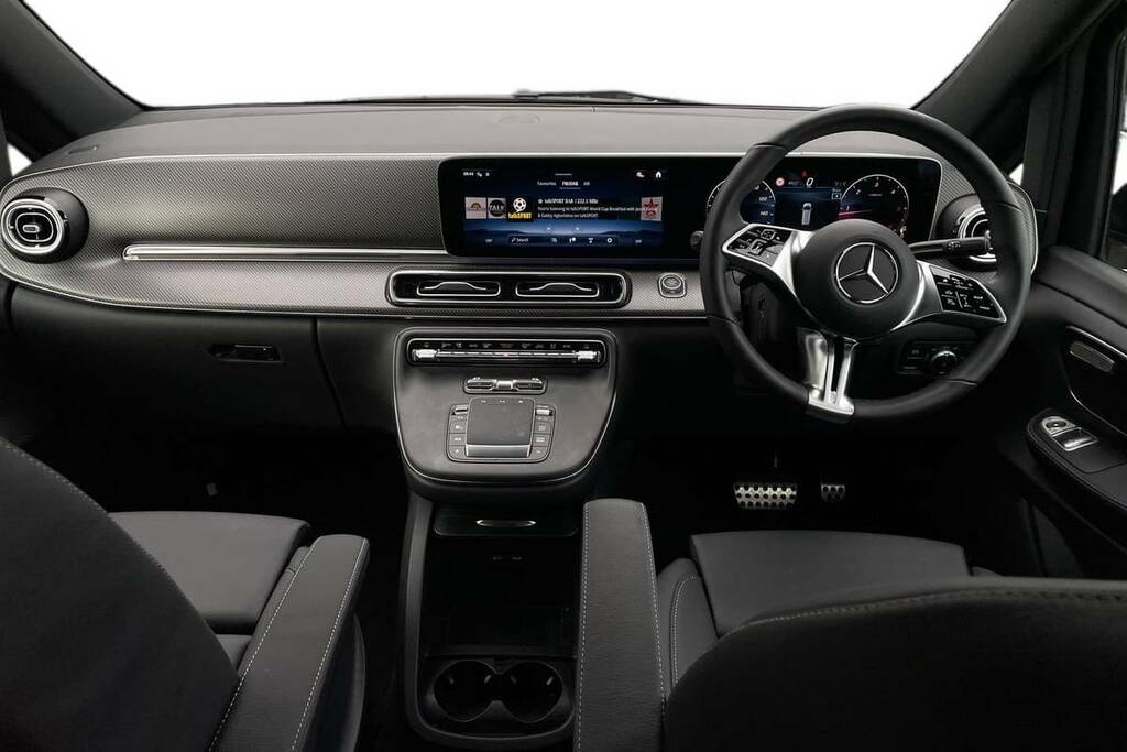 Mercedes-Benz V Class V220 D Premium 9G-tronic Extra Long 2026 Black #29