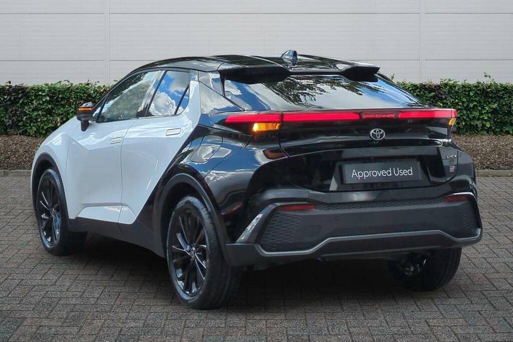 Toyota C-Hr 1.8 Hybrid Gr Sport Cvt VE26CKG #2