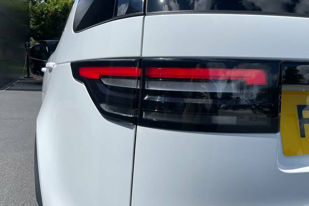 Land Rover Discovery D180 Mhev R-dynamic S Black #19