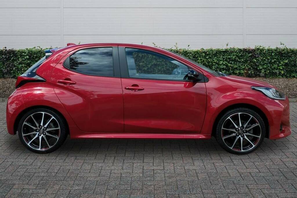 Toyota Yaris 1.5 Hybrid Gr Sport Cvt City Pack  #5