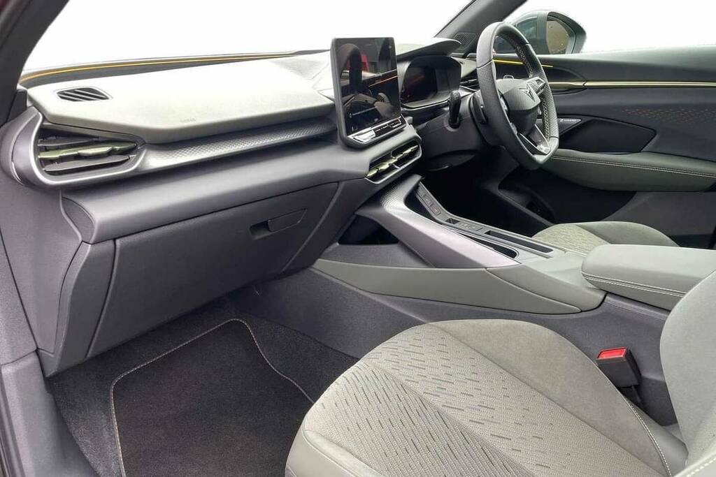 Cupra Terramar 1.5 Ehybrid 204 Tribe Edition Dsg Black #2