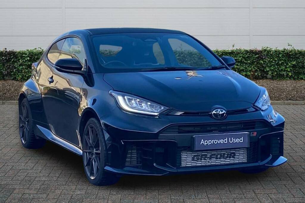 Toyota Yaris 1.6T Awd WV74UDD Black