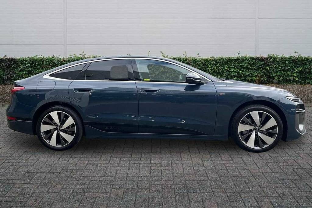 Audi A6 E-tron Sportback 210Kw 83Kwh S Line Blue #4