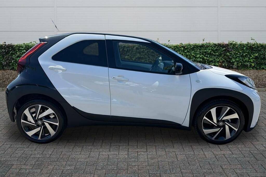 Toyota Aygo X 1.0 Vvt-i Edge White #5