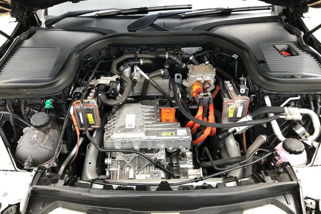 Mercedes-Benz EQC 400 300Kw Amg Line Premium 80Kwh BU22MZD Grey #5