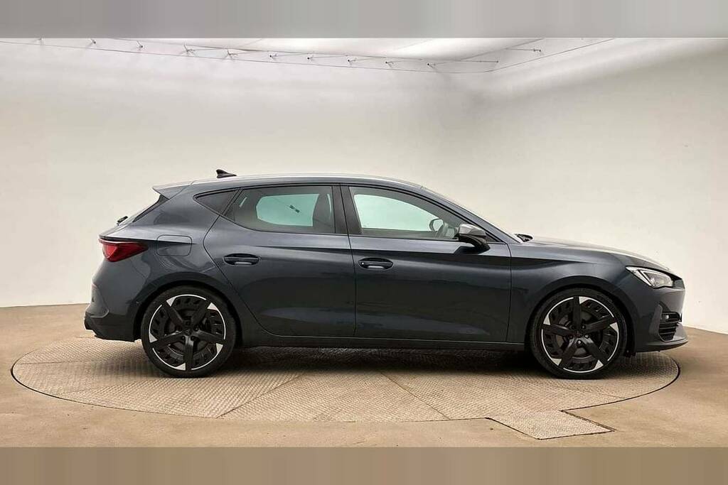 Cupra Leon 2.0 Tsi 300 Vz3 Dsg Grey #4