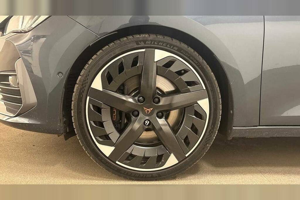 Cupra Leon 2.0 Tsi 300 Vz3 Dsg Grey #5