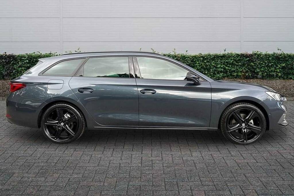 Seat Leon 1.5 Etsi 150 Fr Black Edition Dsg Dap Grey #4