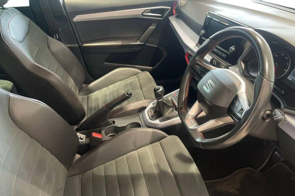 Seat Arona 1.0 Tsi 110 Fr Edition White #4