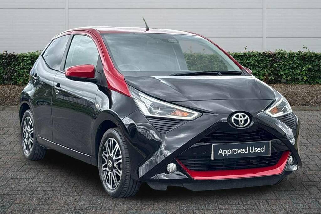 Toyota Aygo 1.0 Vvt-i X-clusiv X-shift Black