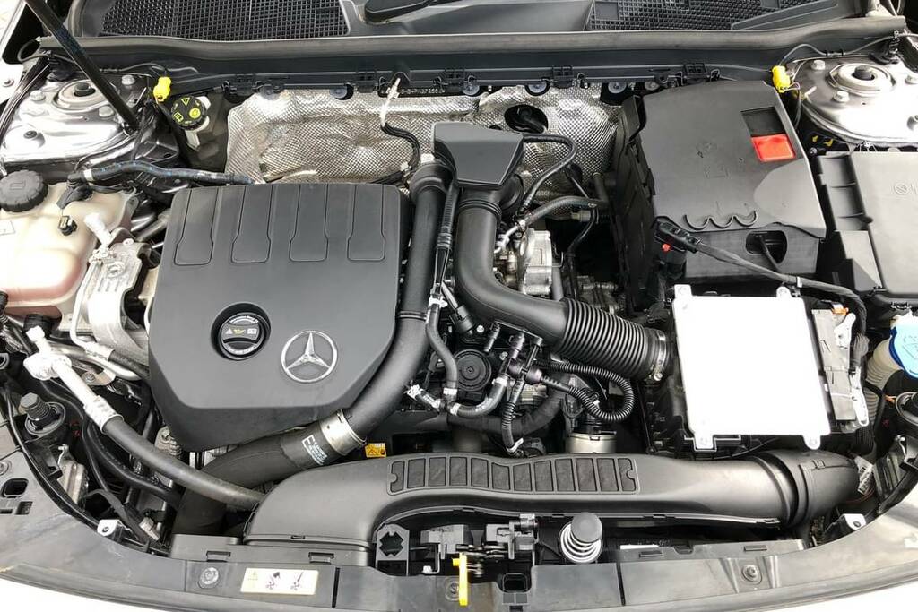 Mercedes-Benz CLA Class 200 Amg Line Executive Tip KN23YNR Grey #5