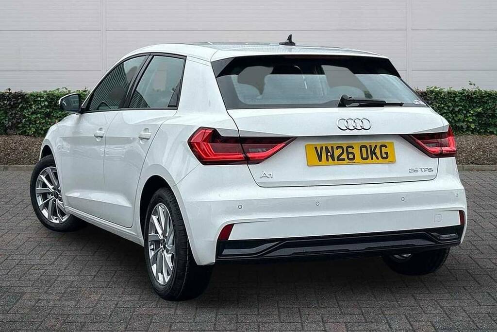 Audi A1 25 Tfsi Sport S Tronic VN26OKG White #3
