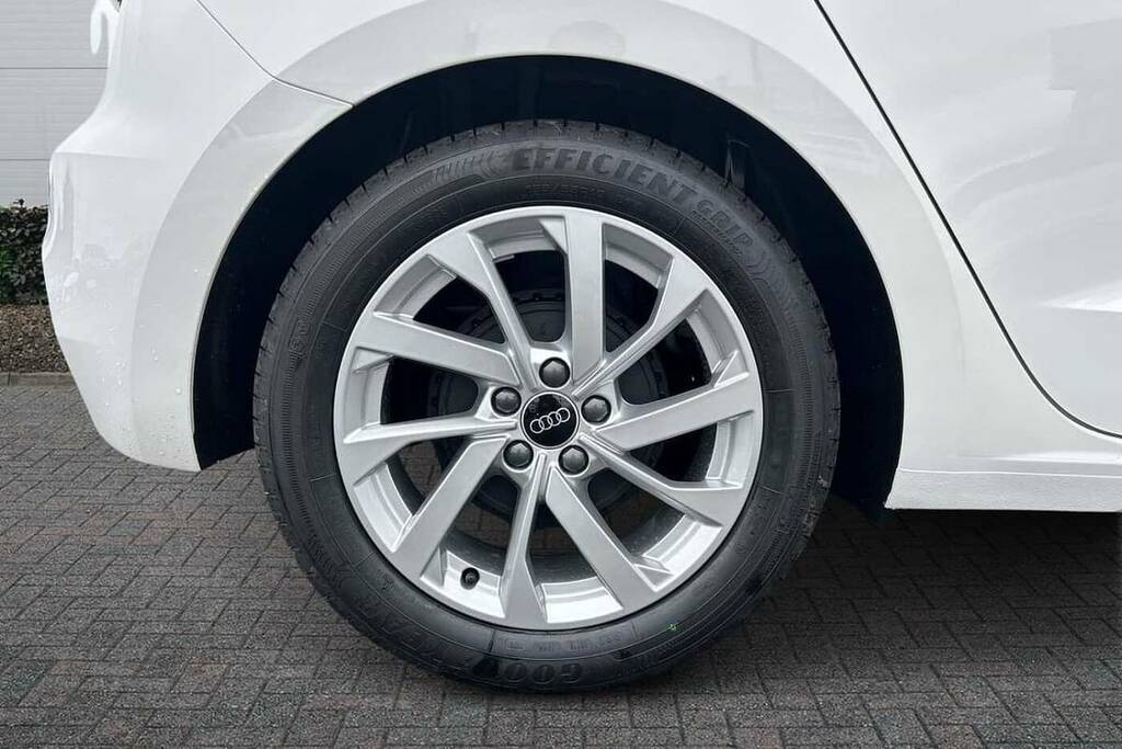 Audi A1 25 Tfsi Sport S Tronic VN26OKG White #5