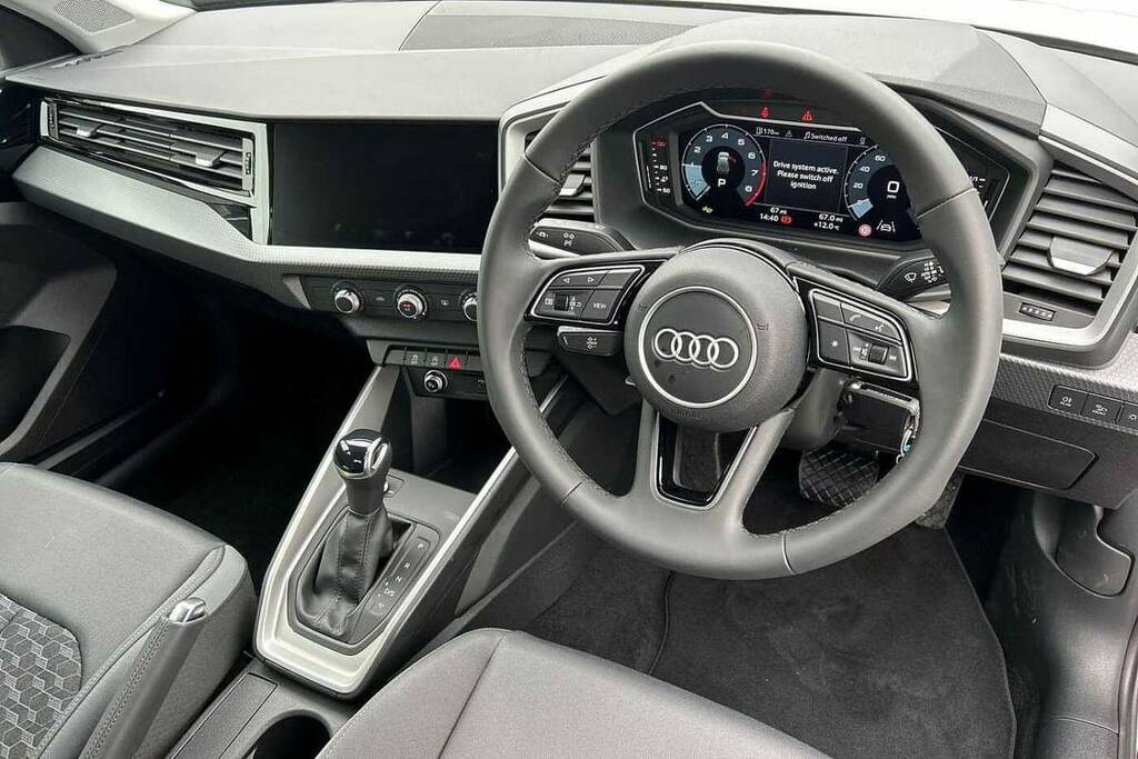 Audi A1 25 Tfsi Sport S Tronic VN26OKG White #6