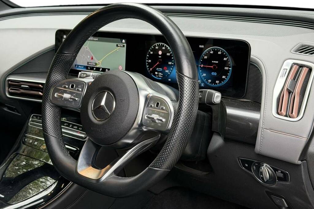 Mercedes-Benz EQC 400 300Kw Amg Line Edition 80Kwh Black #4