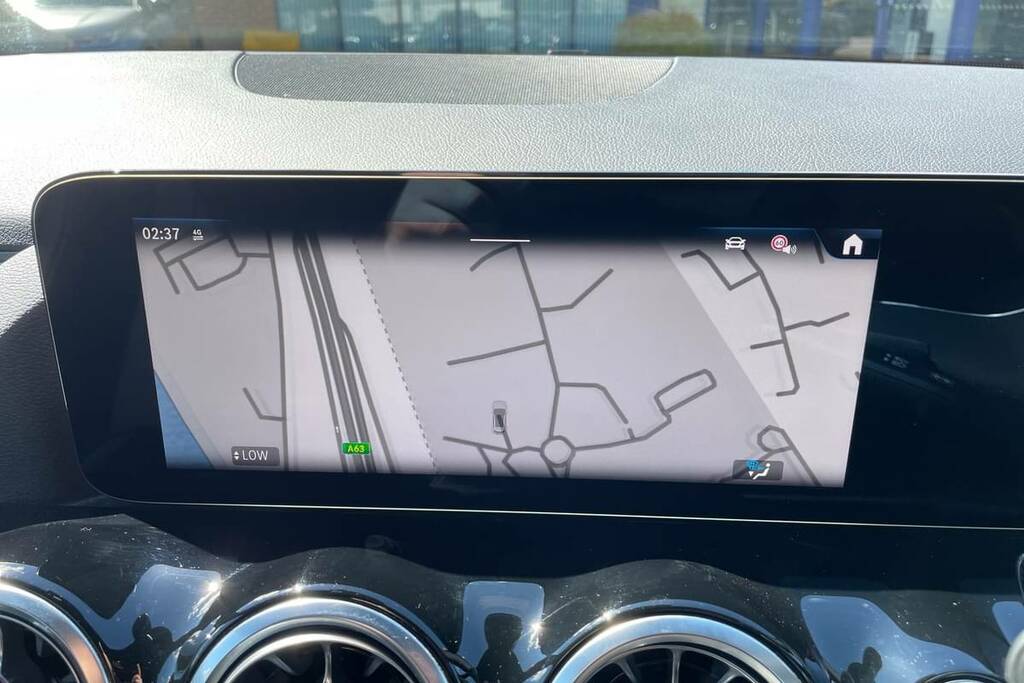 Mercedes-Benz EQA 250 140Kw Sport Executive 70.5Kwh Black #3