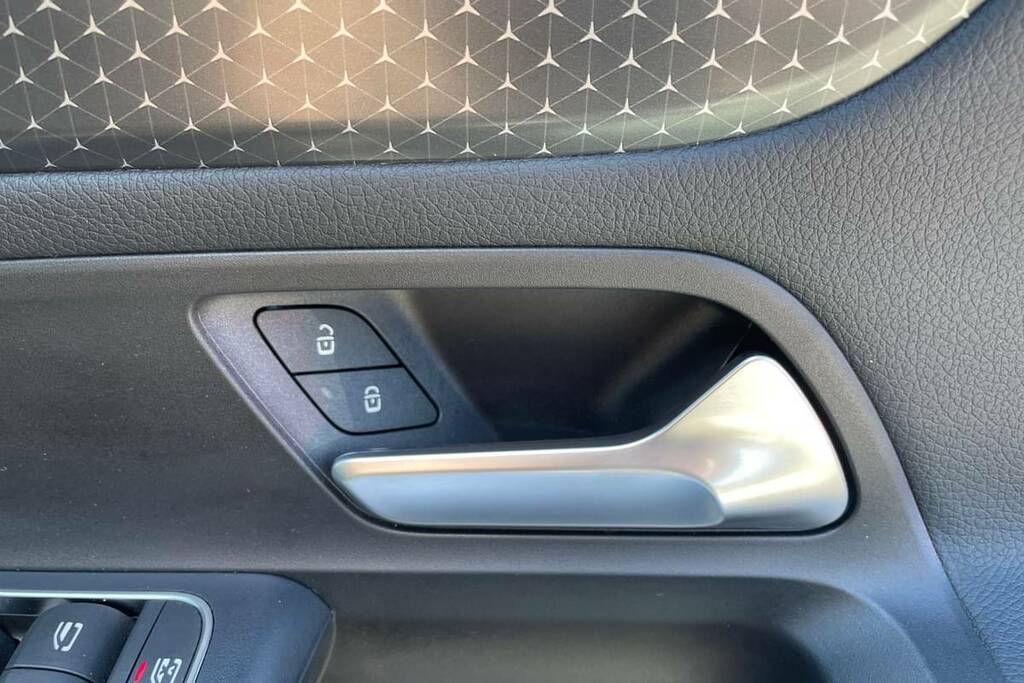 Mercedes-Benz EQA 250 140Kw Sport Executive 70.5Kwh Black #6