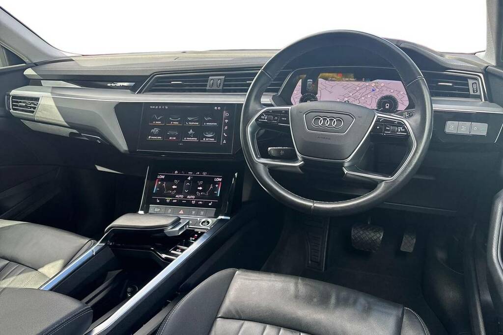Audi Q8 e tron 250Kw 50 Quattro 95Kwh Sport Blue #4