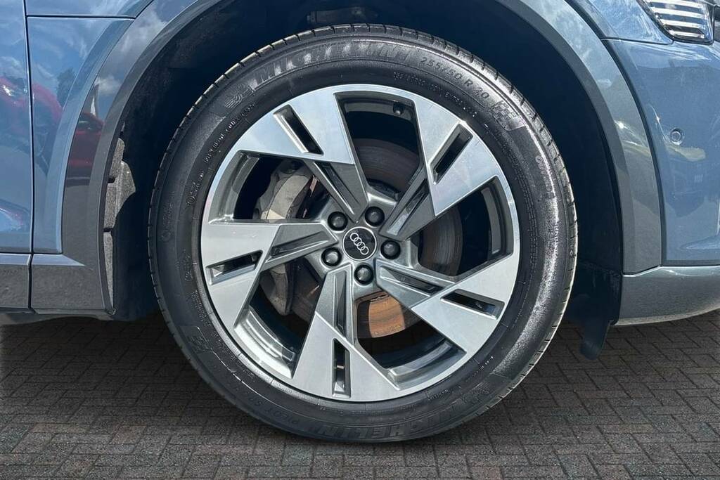 Audi Q8 e tron Q8 E-tron Black Ed 55 Quattro Blue #29