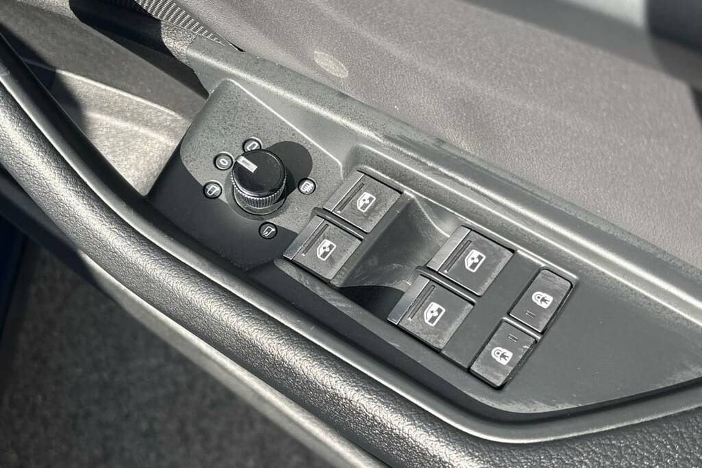Audi Q8 e tron Q8 E-tron Black Ed 55 Quattro Blue #11