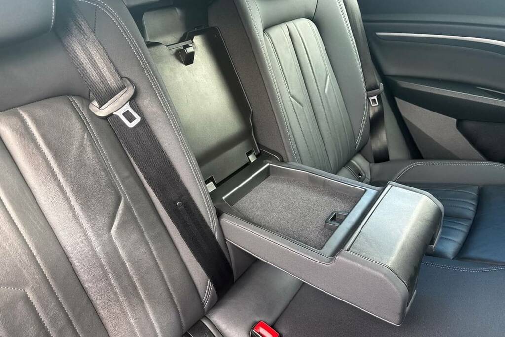 Audi Q8 e tron Q8 E-tron Black Ed 55 Quattro Blue #15