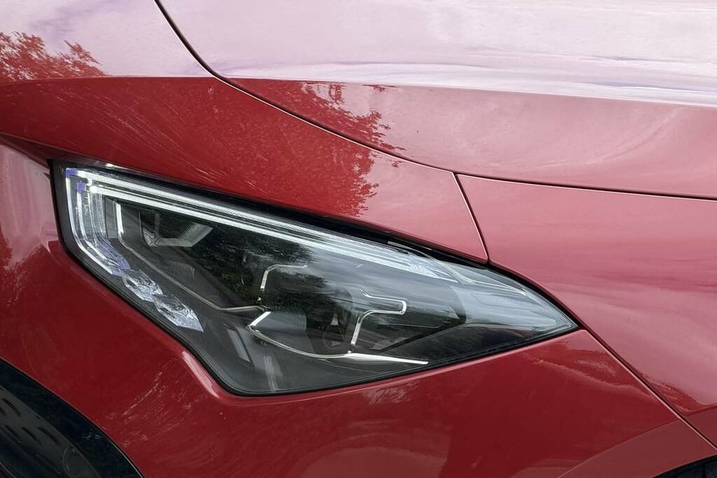 Mercedes-Benz CLA Class 220D Amg Line Premium Plus Tip KR25NFC Red #6