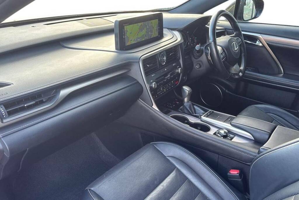 Lexus RX  White #7