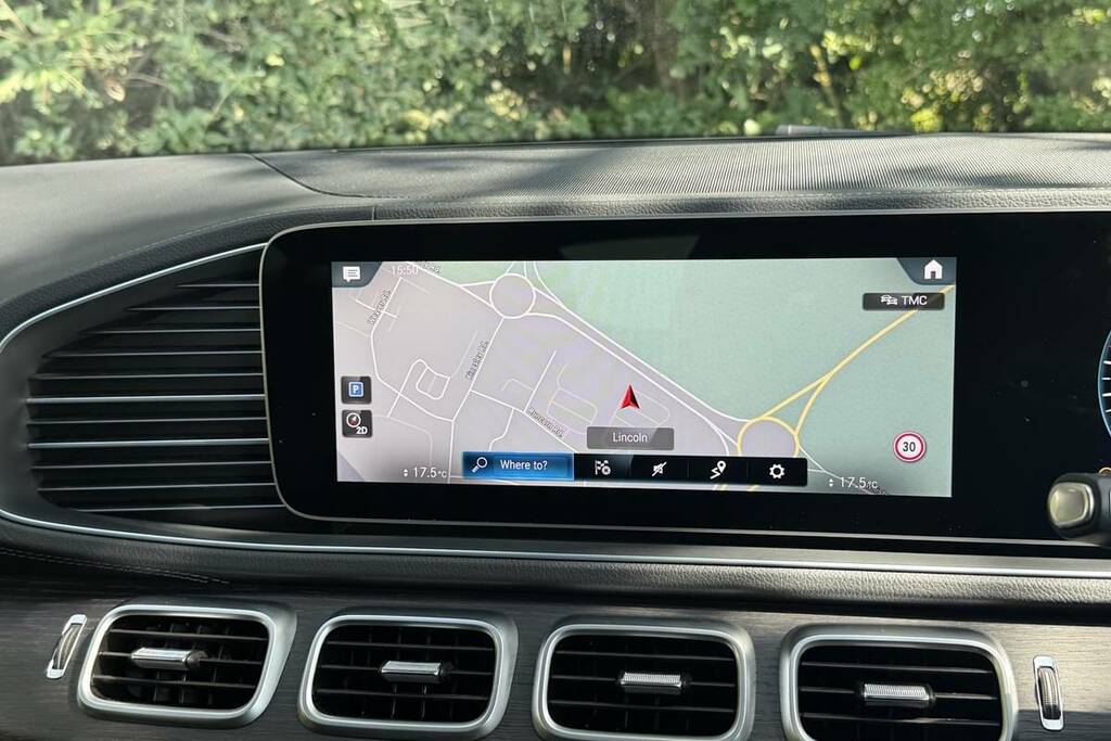 Mercedes-Benz GLE Class 400D 4Matic Amg Line Prem 9G-tron 7 St Silver #3