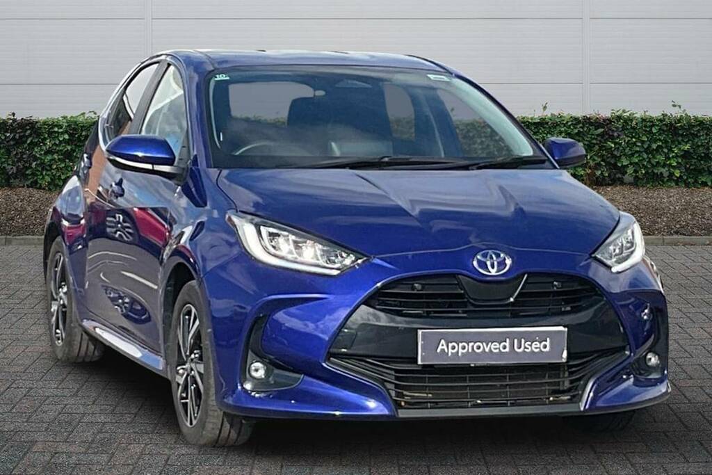 Toyota Yaris 1.5 Hybrid Design Cvt Blue
