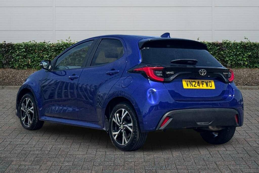 Toyota Yaris 1.5 Hybrid Design Cvt VN24FWO Blue #2