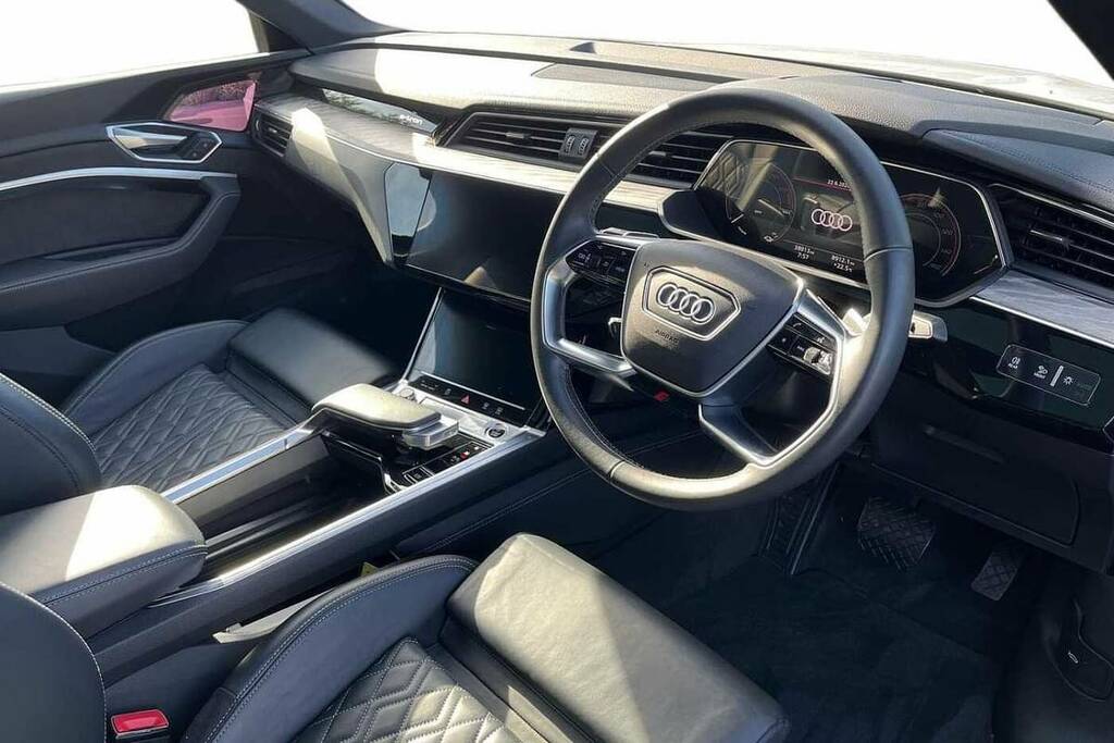 Audi E-tron 300Kw 55 Quattro 95Kwh Vorsprung White #6