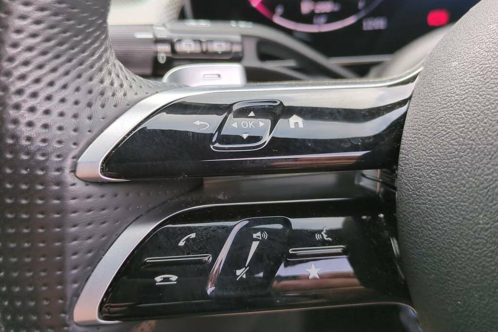 Mercedes-Benz GLC Class 300 4Matic Amg Line 9G-tronic KP25HRL Black #6