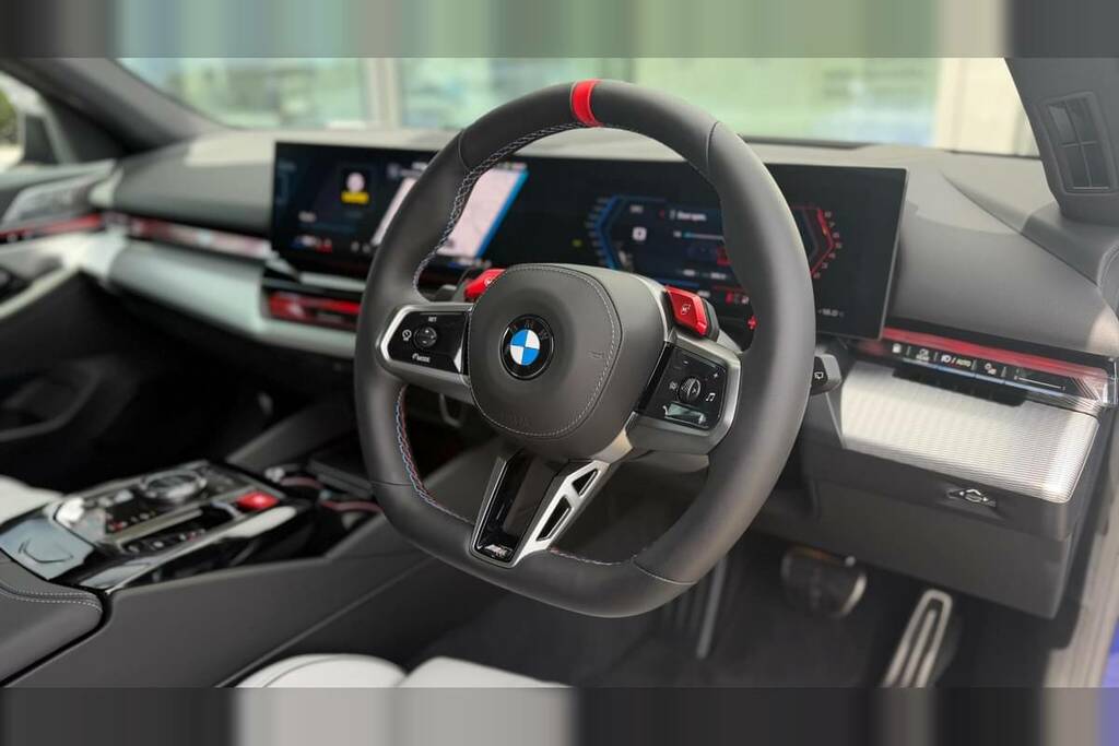 BMW M5 5dr Dct Blue #6