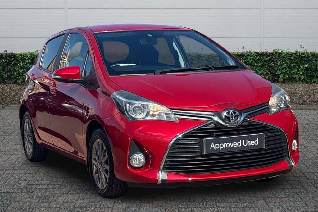 Toyota Yaris 1.33 Vvt-i Icon Red