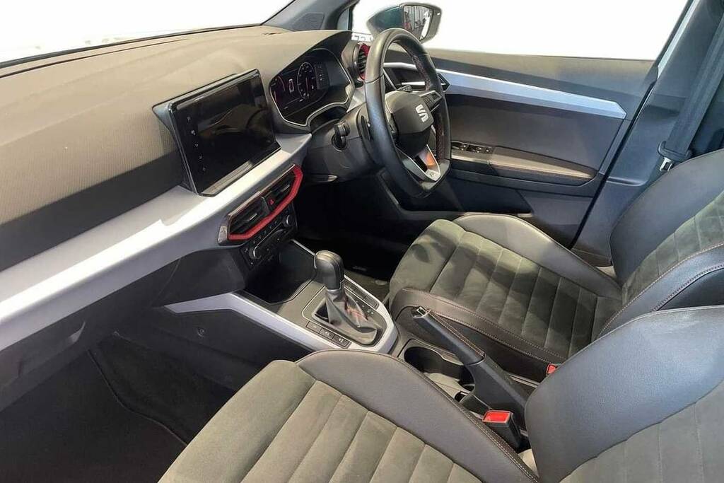 Seat Arona 1.0 Tsi 115 Fr Sport Dsg KY24XKW White #2