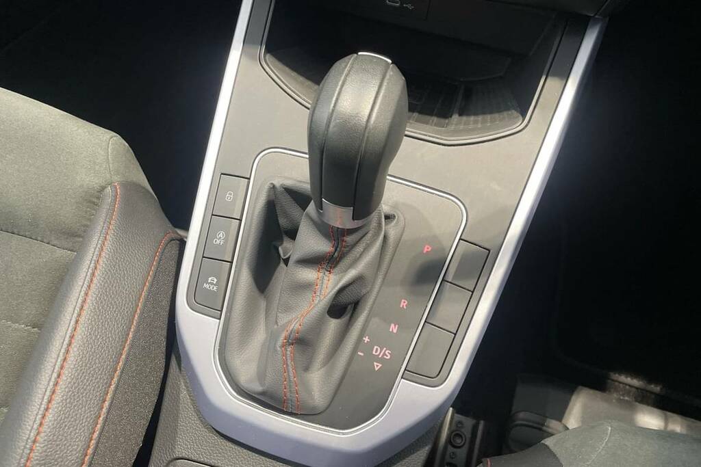 Seat Arona 1.0 Tsi 115 Fr Sport Dsg White #6