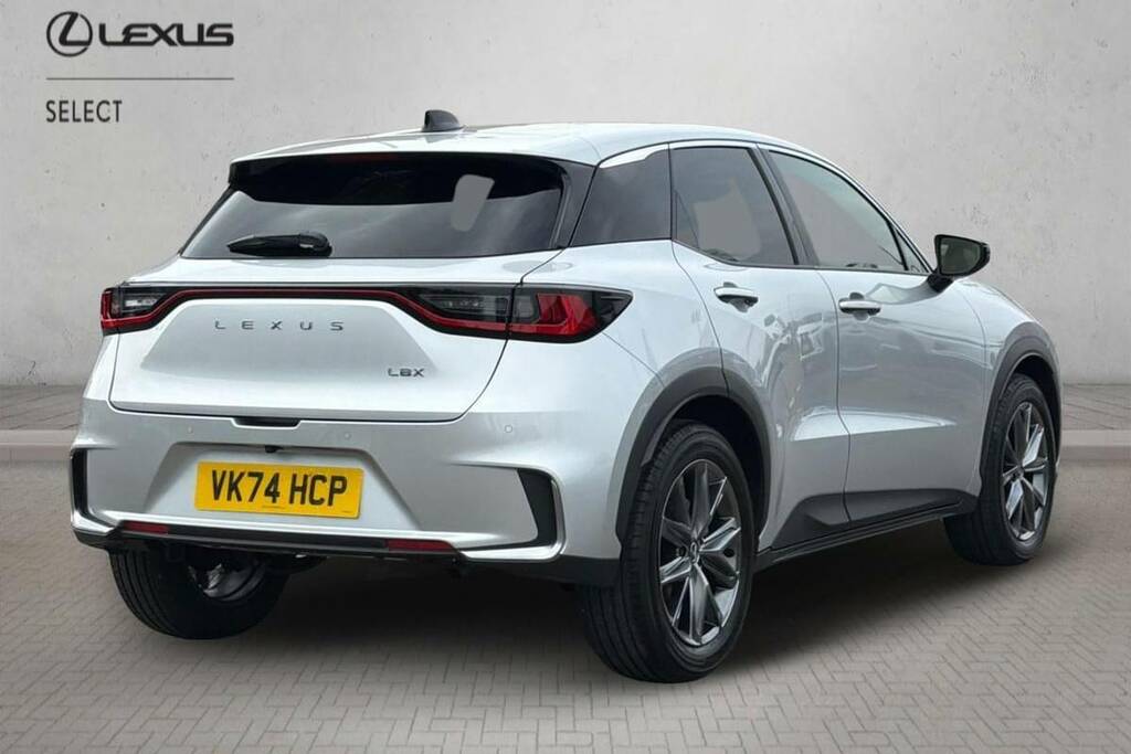 Lexus LBX 1.5 Premium Plus E-cvt Silver