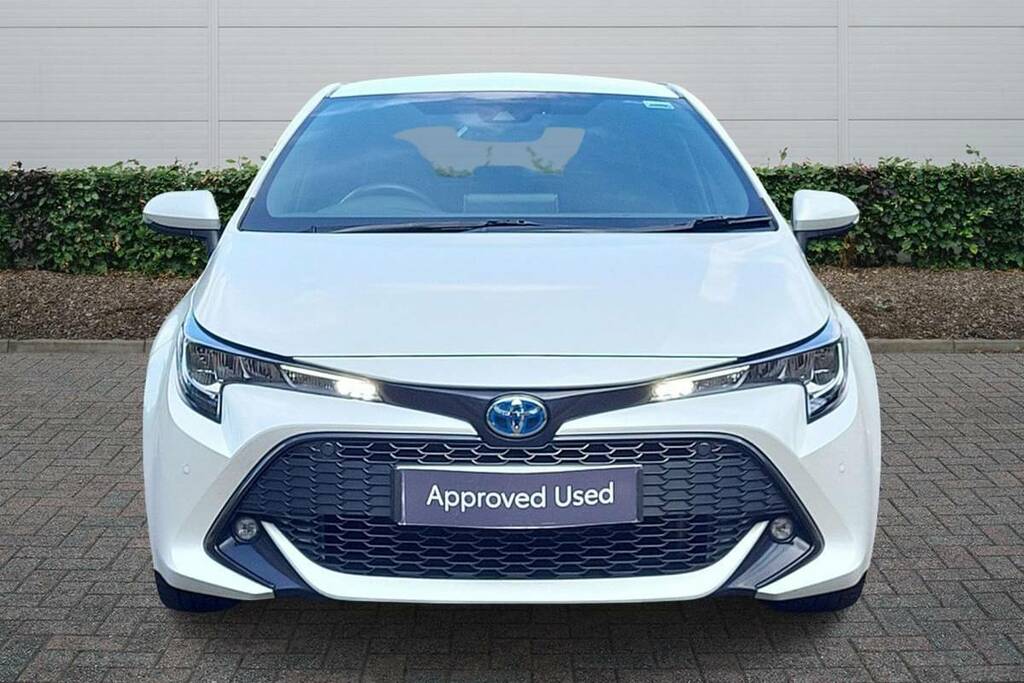 Toyota Corolla 1.8 Vvt-i Hybrid Design Cvt BT23NTJ White #3