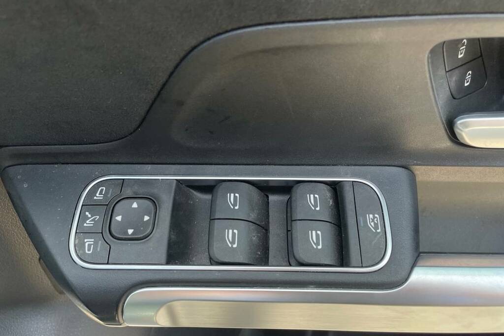 Mercedes-Benz EQB 250 140Kw Amg Line Premium 70.5Kwh Black #6