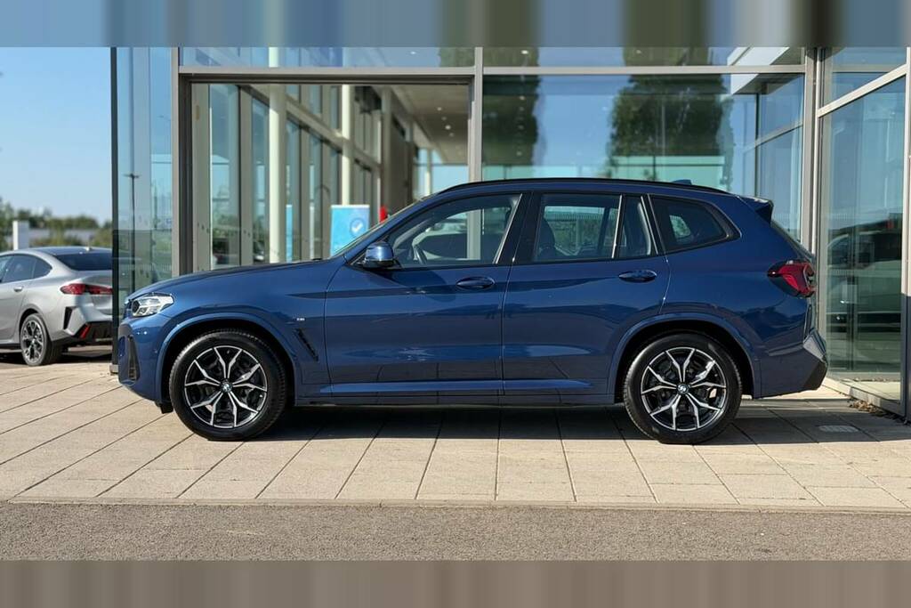 BMW X3 Xdrive30d Mht M Sport FY22VLV Blue #4