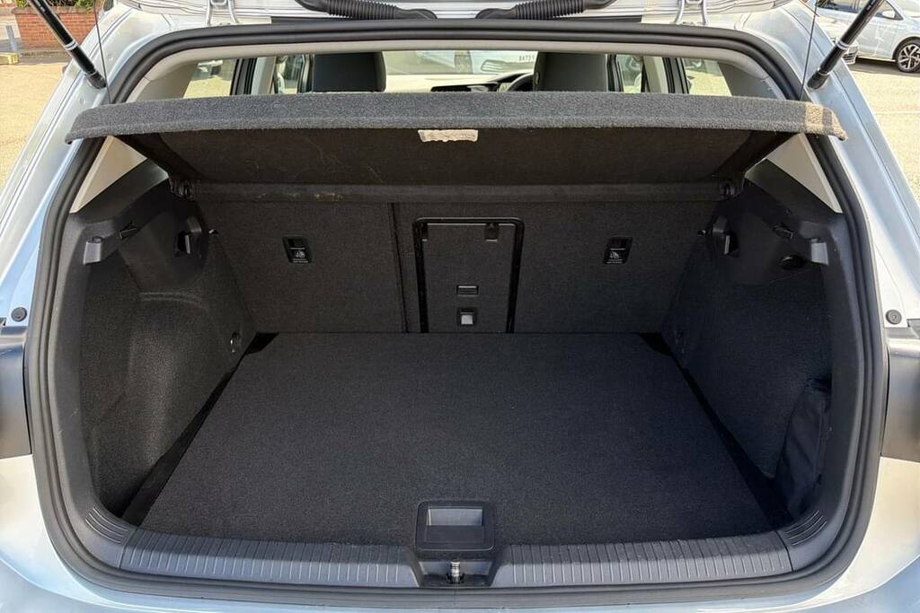 Volkswagen Golf 1.5 Tsi Style Silver #2