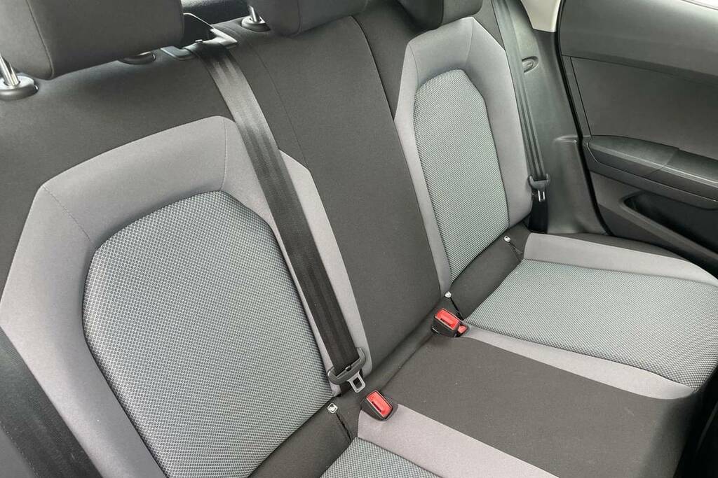 Seat Arona 1.0 Tsi Se Technology White #13
