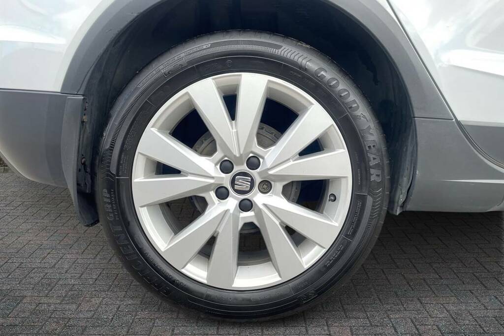 Seat Arona 1.0 Tsi Se Technology White #10