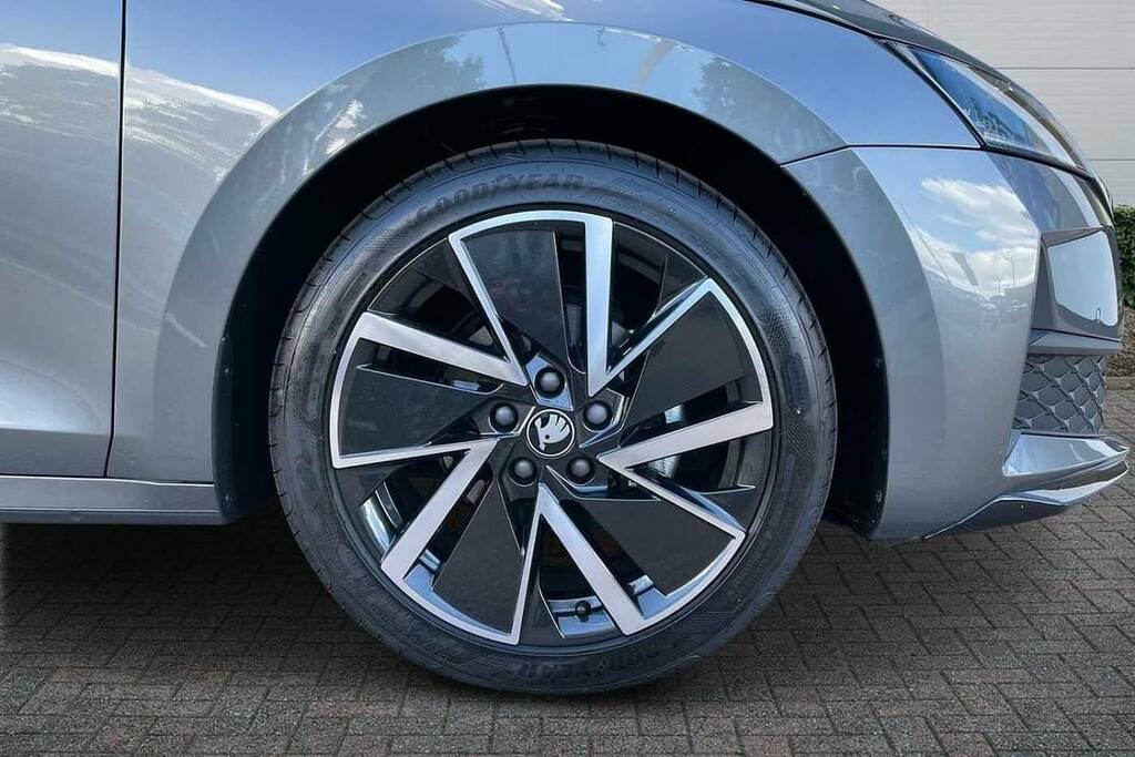 Skoda Octavia 1.5 Tsi 150 E-tec Sportline Dsg Grey #5