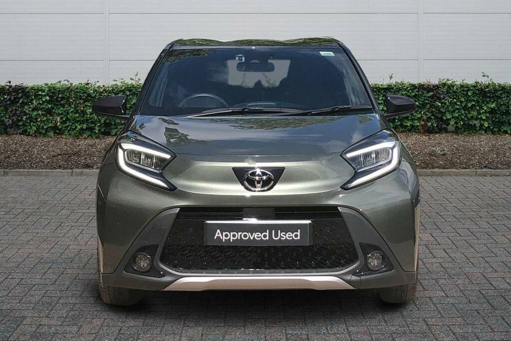 Toyota Aygo X 1.0 Vvt-i Exclusive Green #3