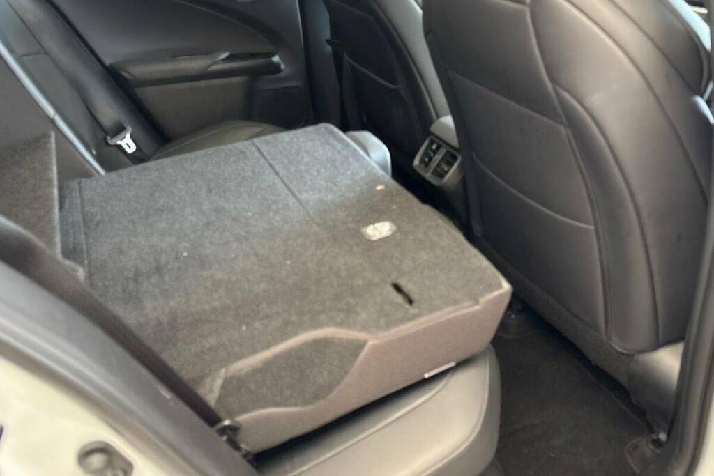 Lexus UX Suv 2.0 E-cvt Euro 6 Ss Black #18